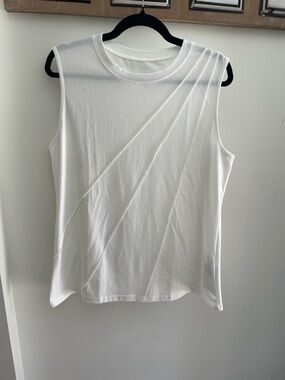Women's White Sleeveless Crewneck Top